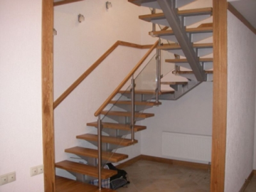 КОВАНЫЕ ИЗДЕЛИЯ ОТ ЗАБОРА ДО СТУЛА - каркас лесницы