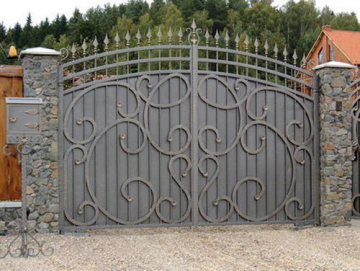 КОВАНЫЕ ИЗДЕЛИЯ ОТ ЗАБОРА ДО СТУЛА - ворота кованные