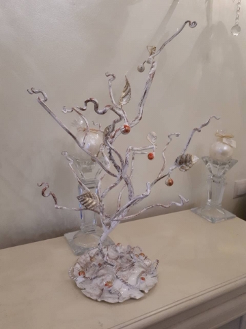 Кованые изделия для декора интерьера - деревце интерьерное